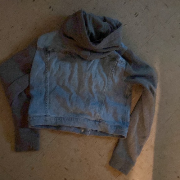 Hollister Hooded Button Up Denim Cotton Sweater - Picture 5 of 9